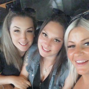 Meet your Posher, Mia